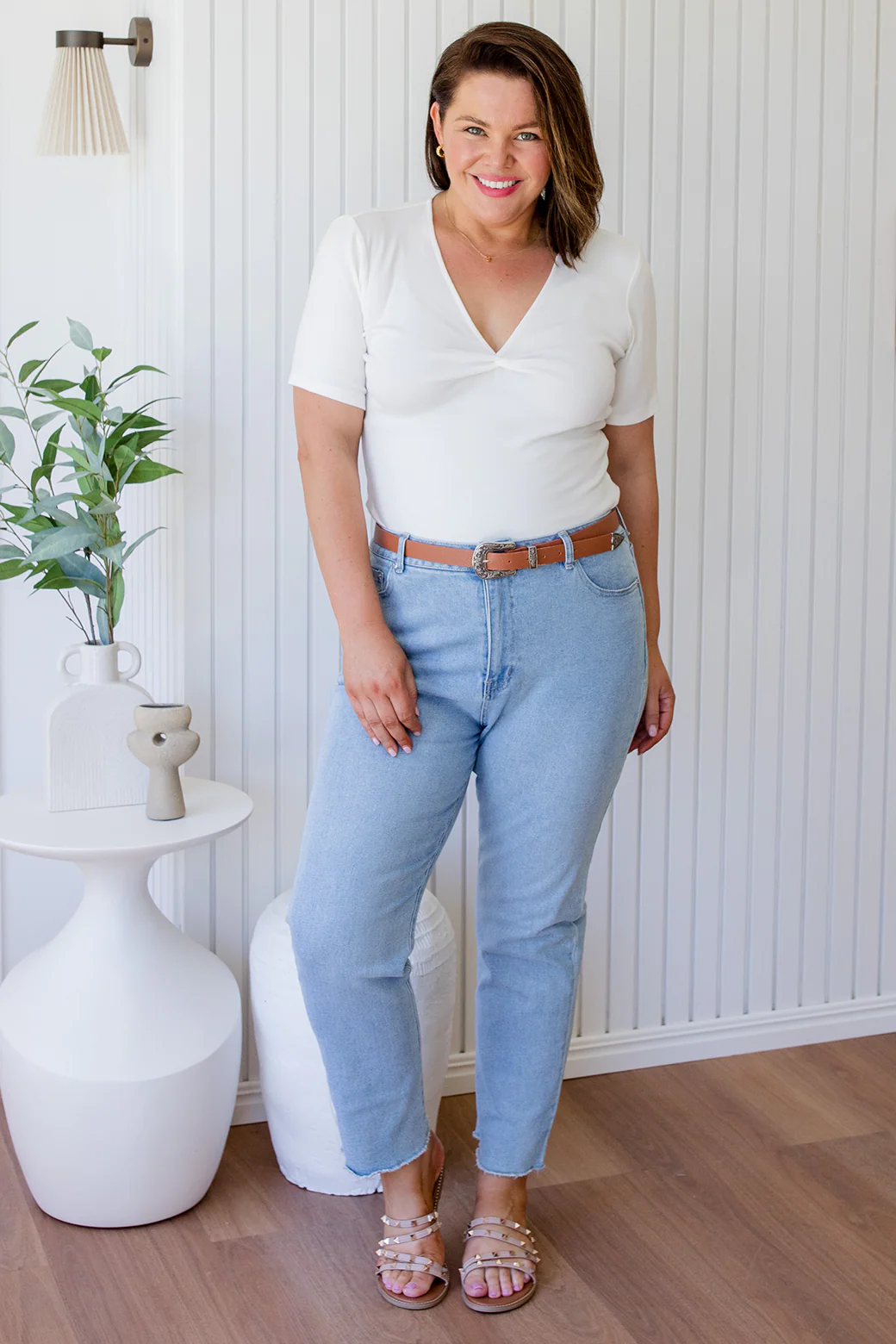 Final Sale | Annie Twist Tee White - Image 5