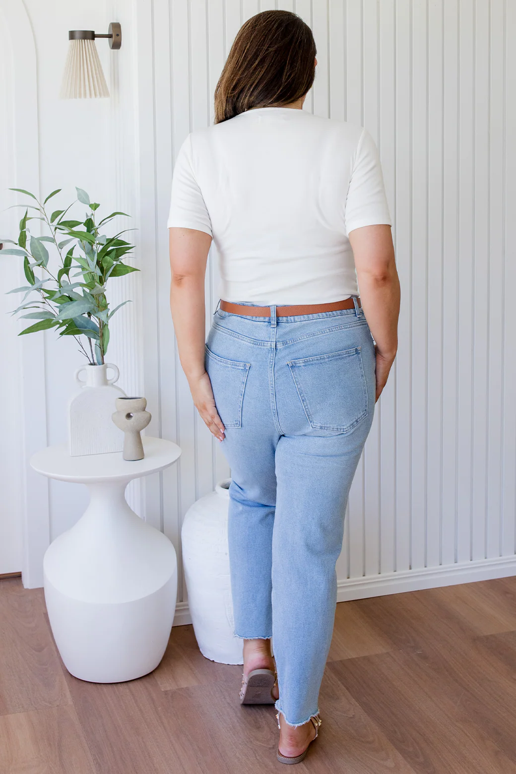 Final Sale | Annie Twist Tee White - Image 7