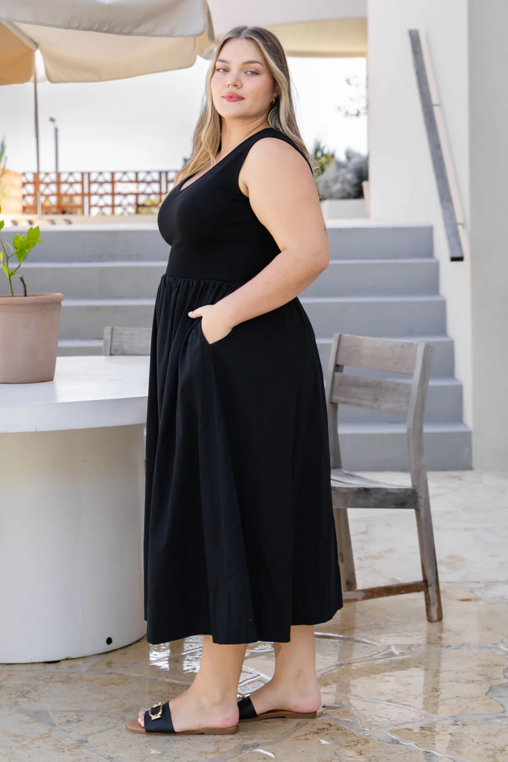 Aria Vneck Midi Dress - Image 6