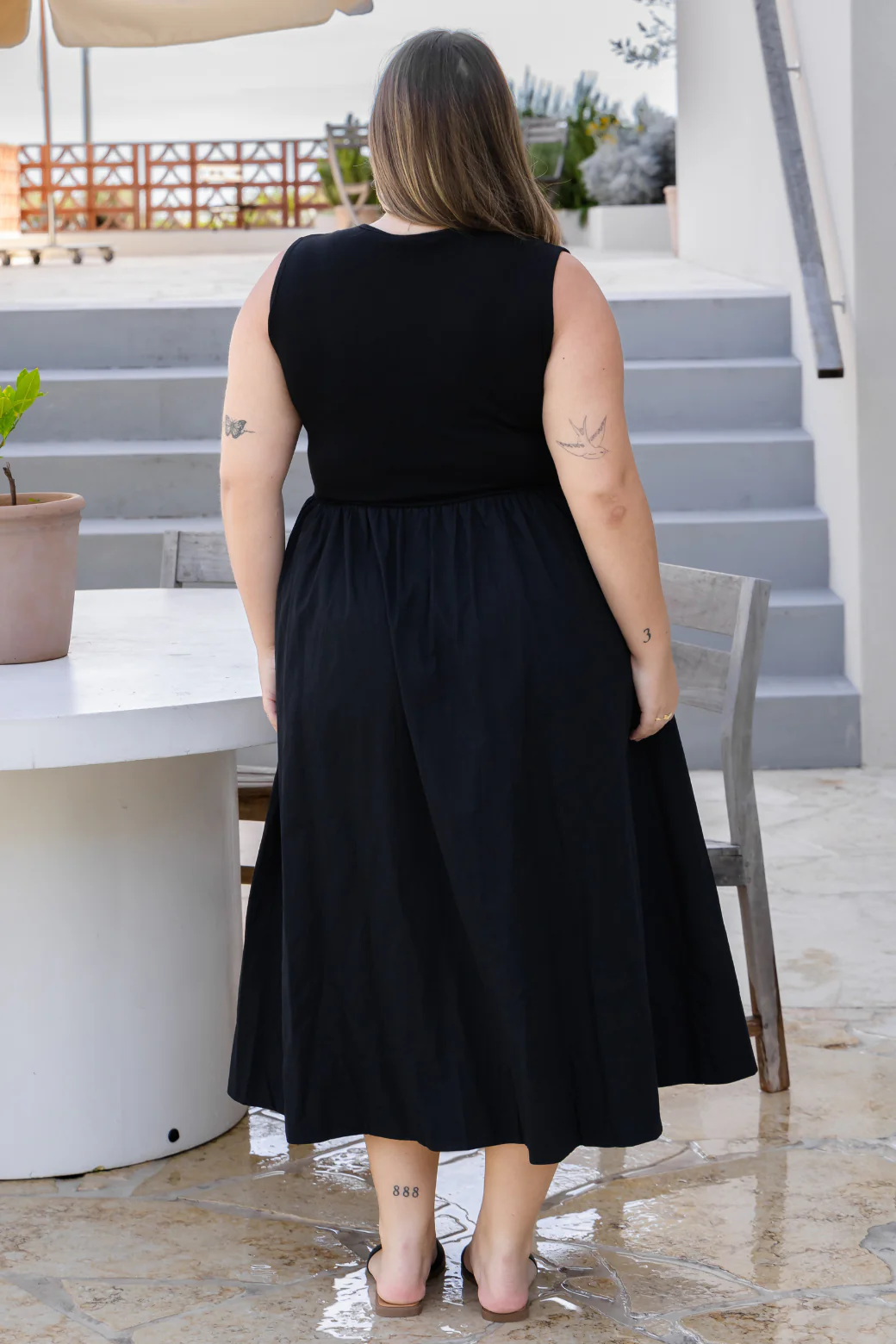 Aria Vneck Midi Dress - Image 7
