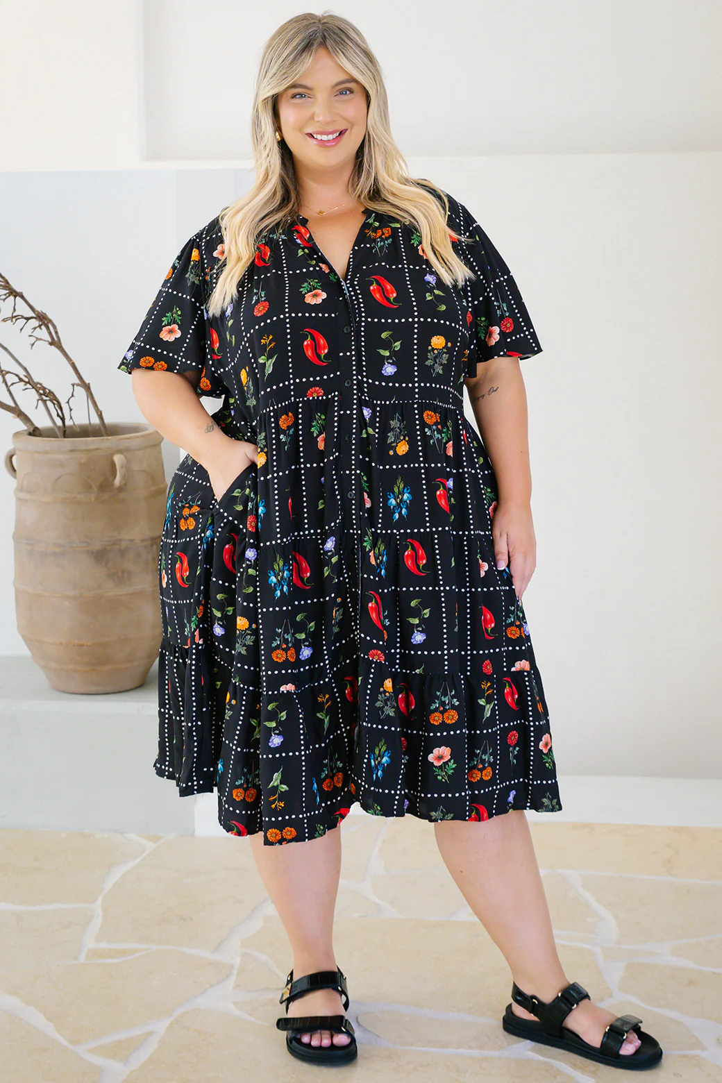 Final Sale | Ebony Dress Chilli Tile Print - Image 3