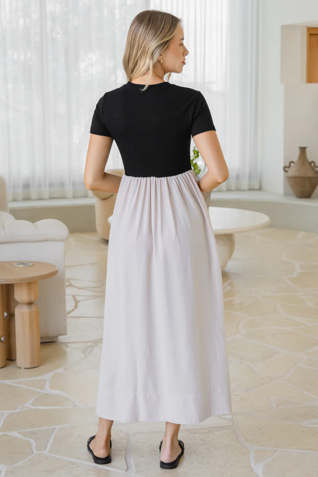 Elka T-shirt Midi Dress Black Beige - Image 7