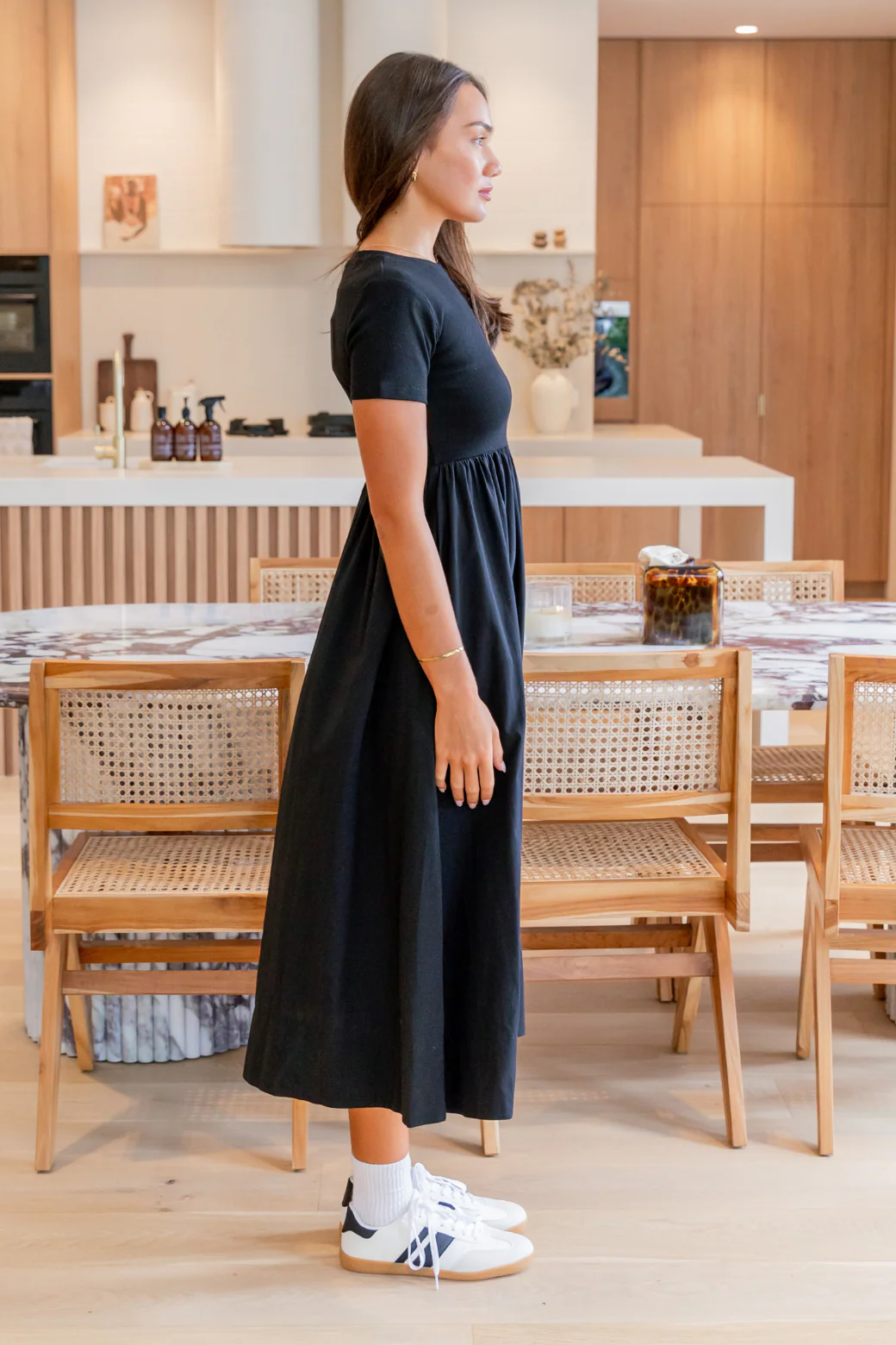 Elka T-shirt Midi Dress Black - Image 9
