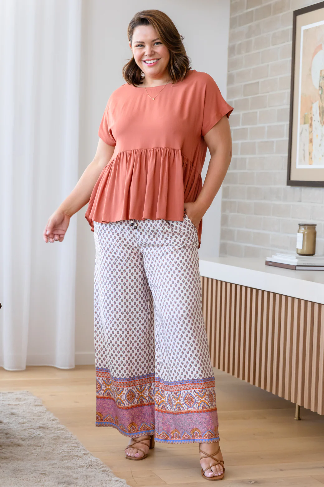 Final Sale | Martha Drawstring Pant Lily Print Natural - Image 3
