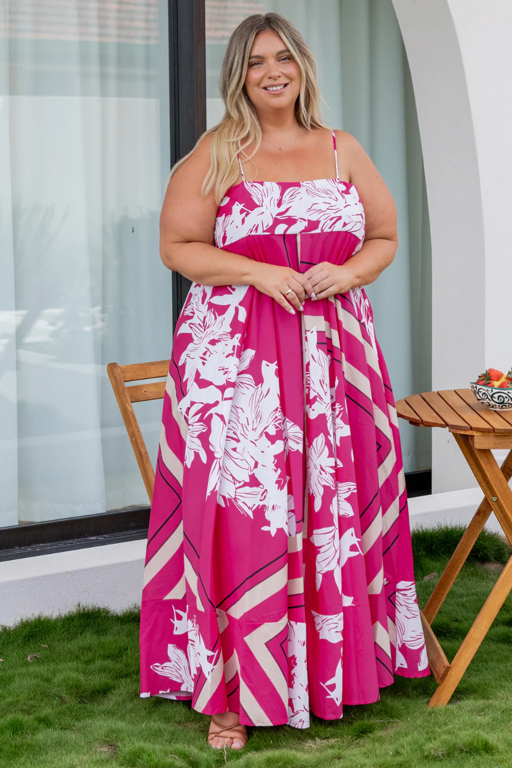 Final Sale | Portafino Maxi Dress Pink White Floral - Image 8