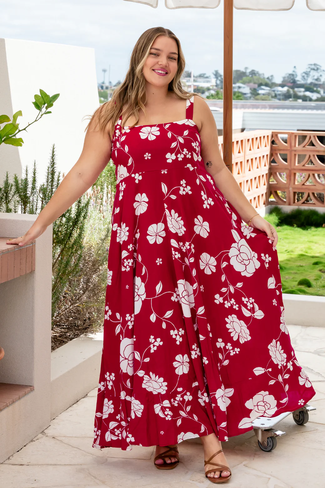 Primrose Maxi Dress Miley Print Red - Image 4