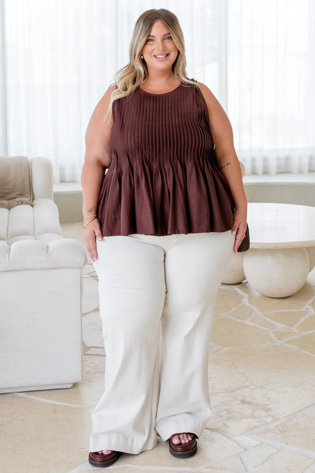 Ruby Pleated Shell Top Dark Chocolate - Image 3