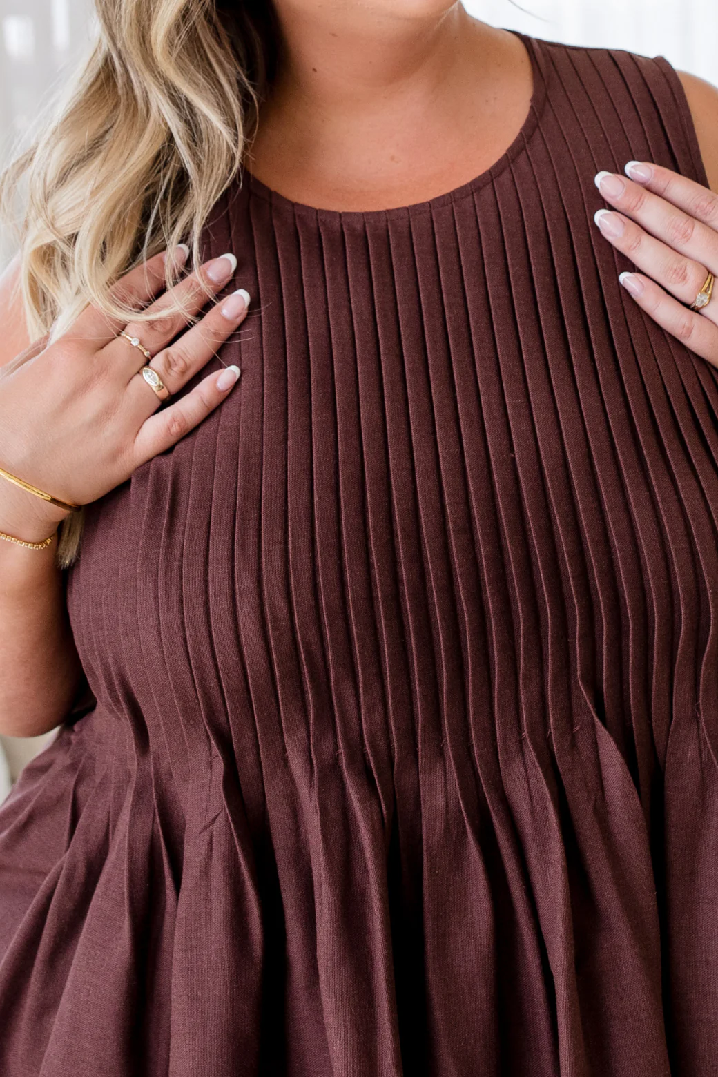 Ruby Pleated Shell Top Dark Chocolate - Image 7